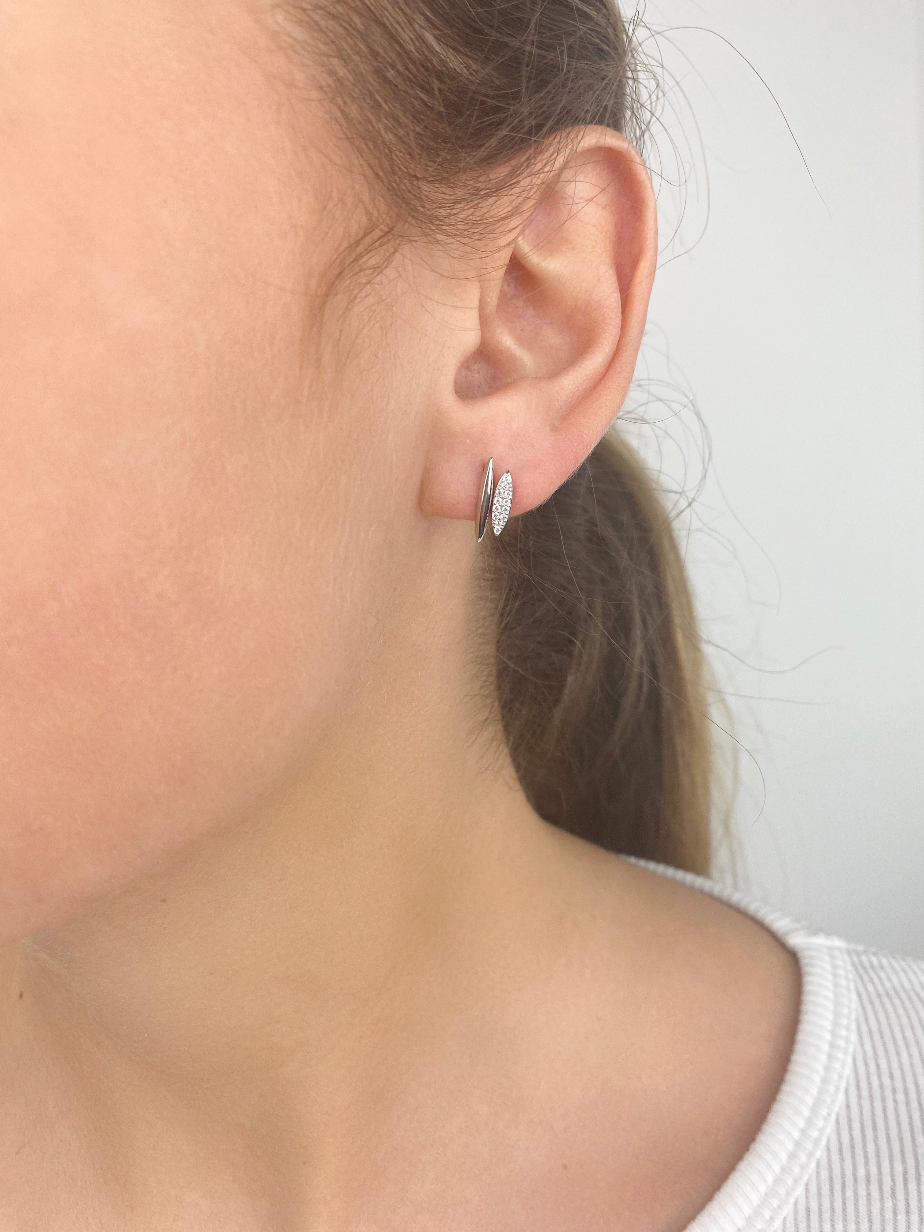 Illusion Stud Earrings in Silver